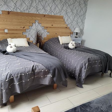Bed and Breakfast Laurilia Saint-Romain-sur-Cher Exteriér fotografie